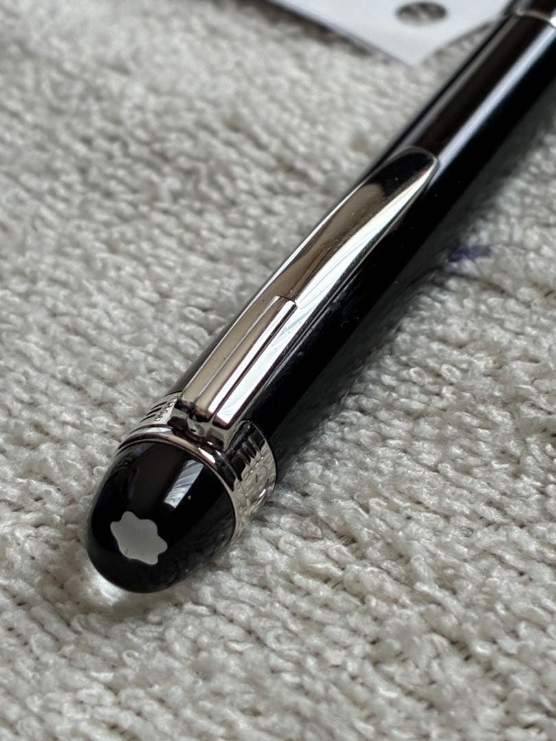 チ*ー様 ◾️モンブラン◾️スターウォーカー ボールペン◾️ミッドナイトブラック