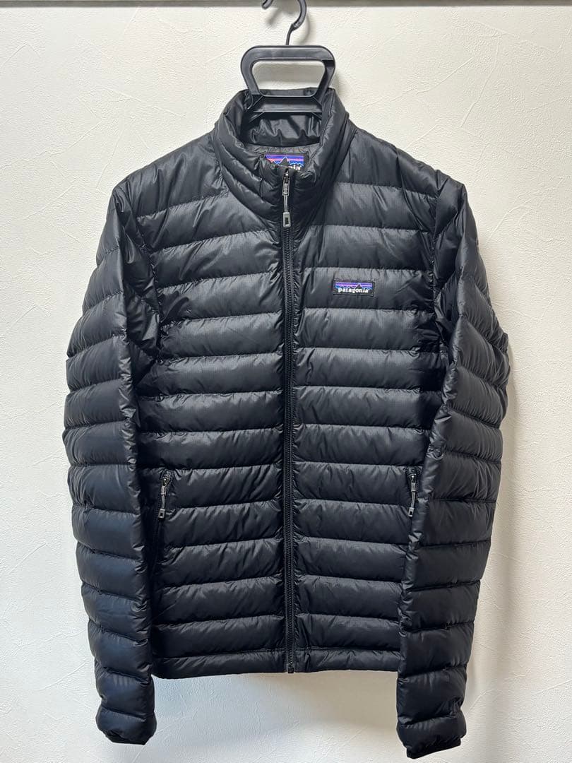 patagonia ブラック ダウンセーター S