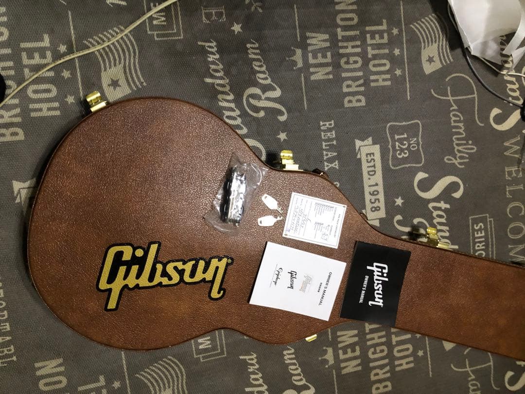 GIBSON レスポールスタンダード