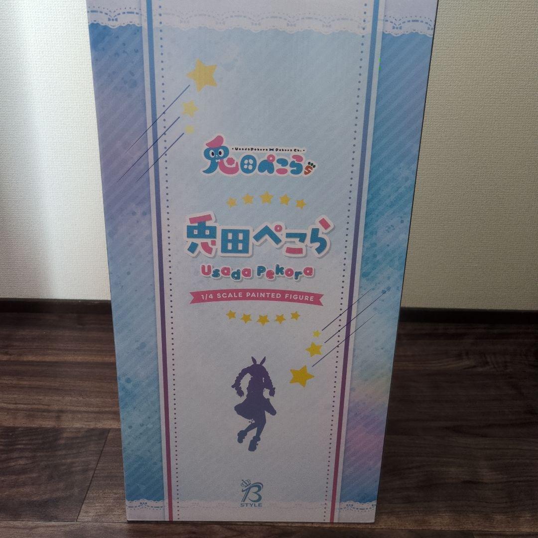 新品未開封　ホロライブ 兎田ぺこら 1/4スケールフィギュア FREEing