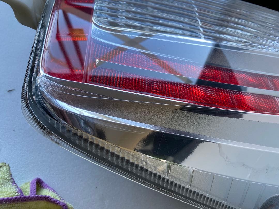 プリウス30 テールランプ 外側左右セット 純正