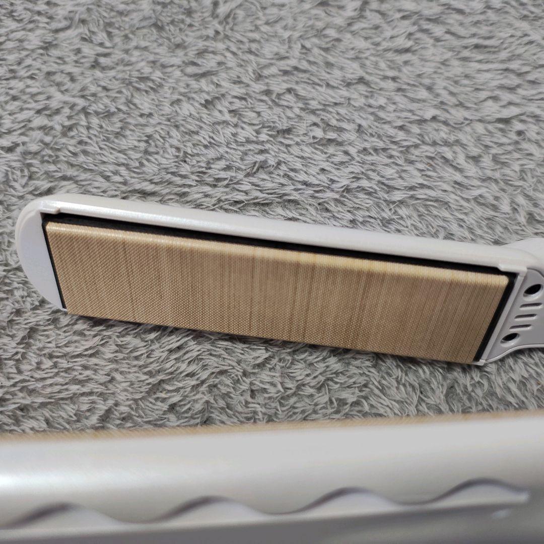 KINUJO（絹女／キヌージョ）ストレートヘアアイロン LM225