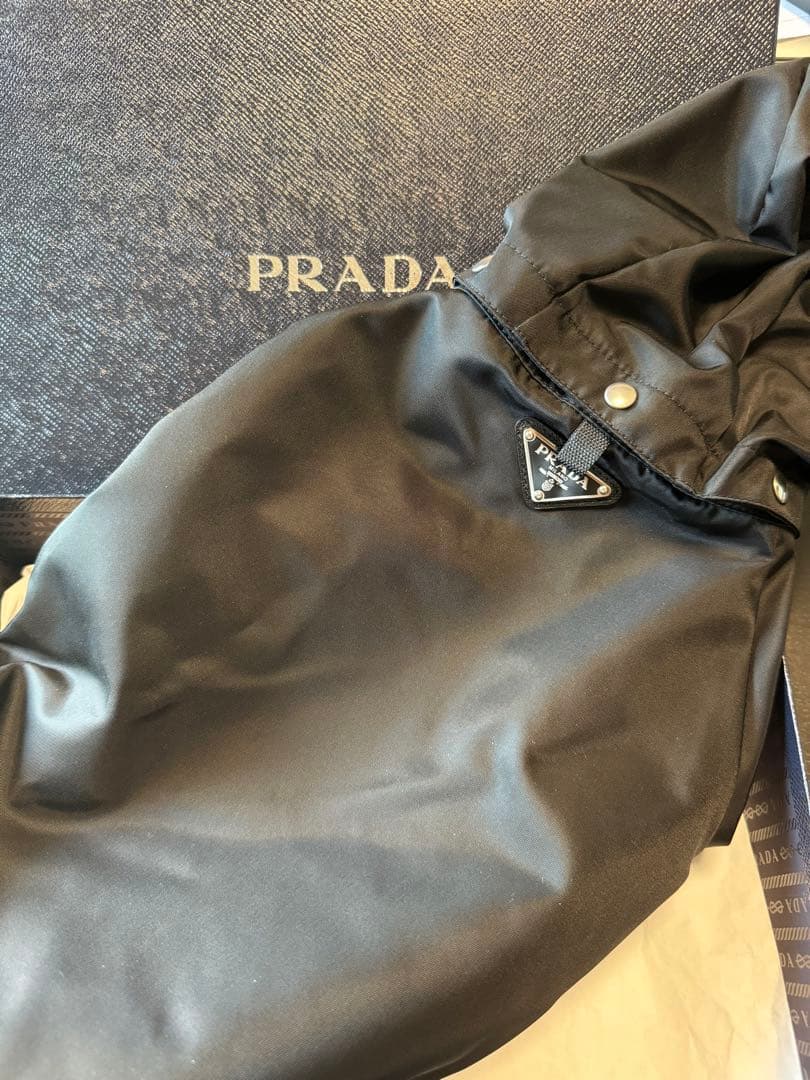 限定値下【PRADA】ドッグ　レインコート (新品・未使用)