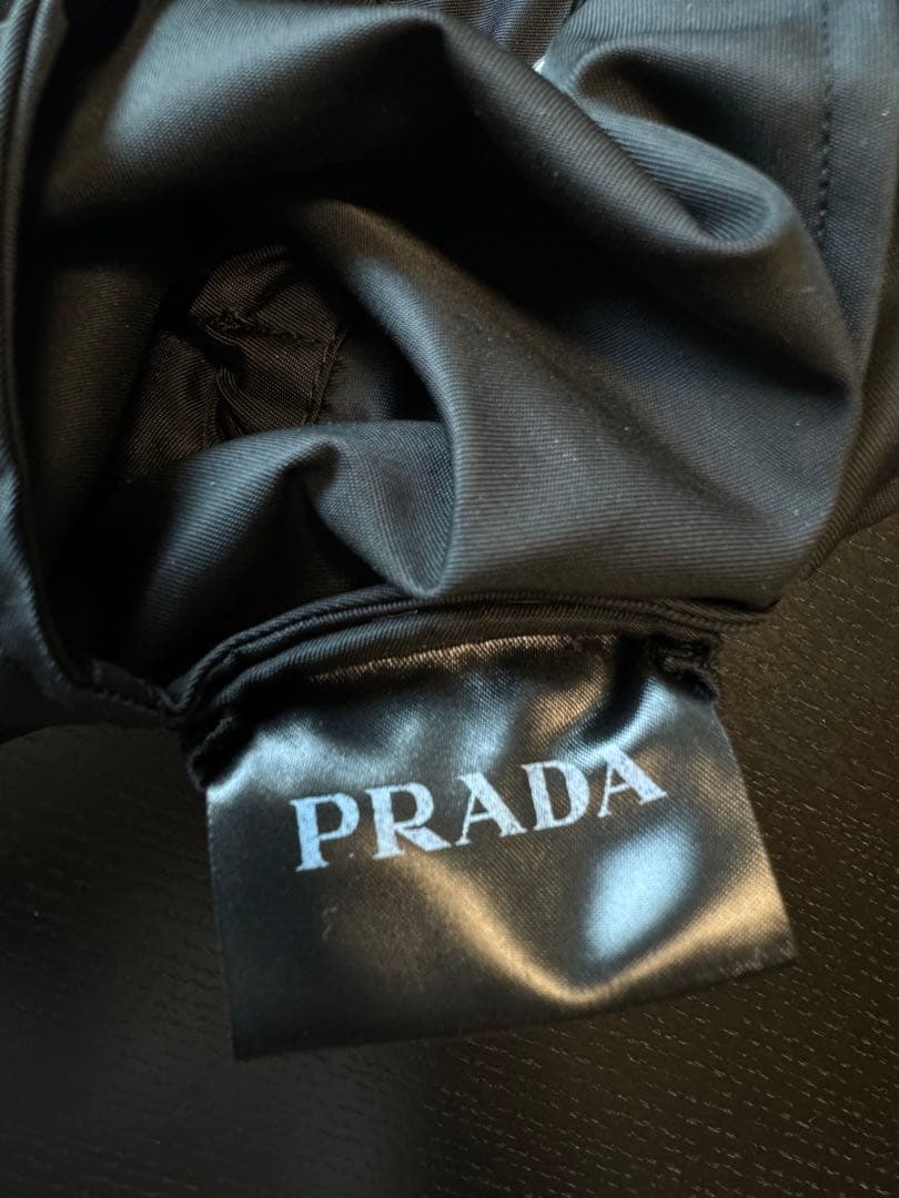 限定値下【PRADA】ドッグ　レインコート (新品・未使用)