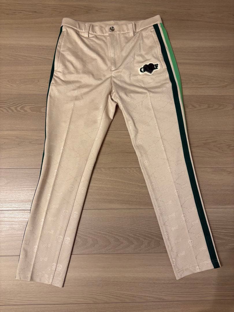 MARK&LONA 刺繍ロゴ ベージュパンツ