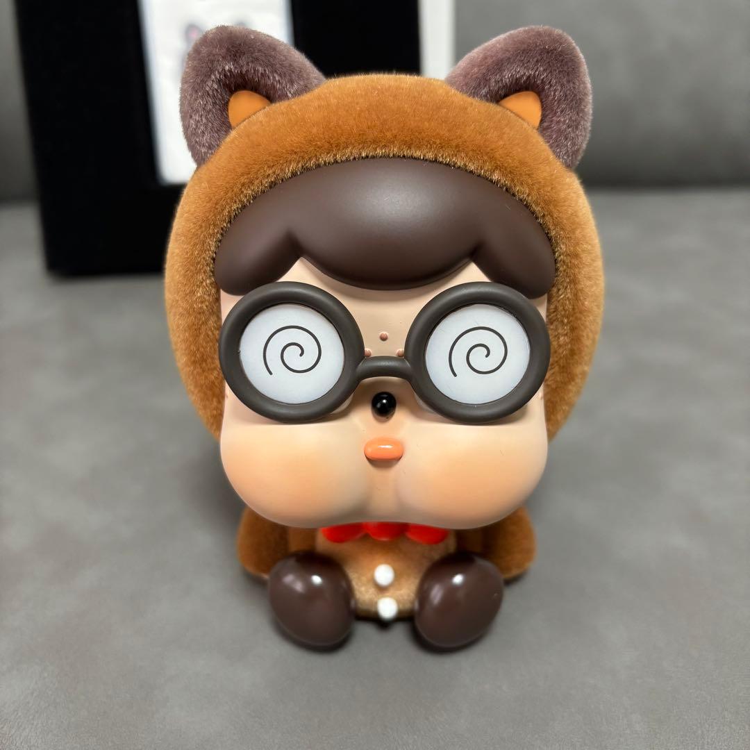 タイ限定 molly factory CRYBUDDY フィギュア たぬき