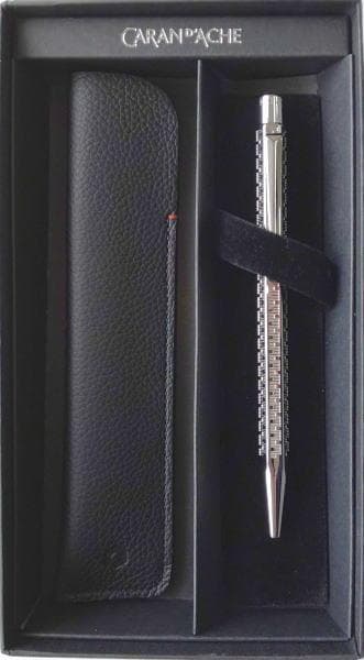 CARAN d'ACHE 『エクリドール タイプ５５』レザーペンシースセット