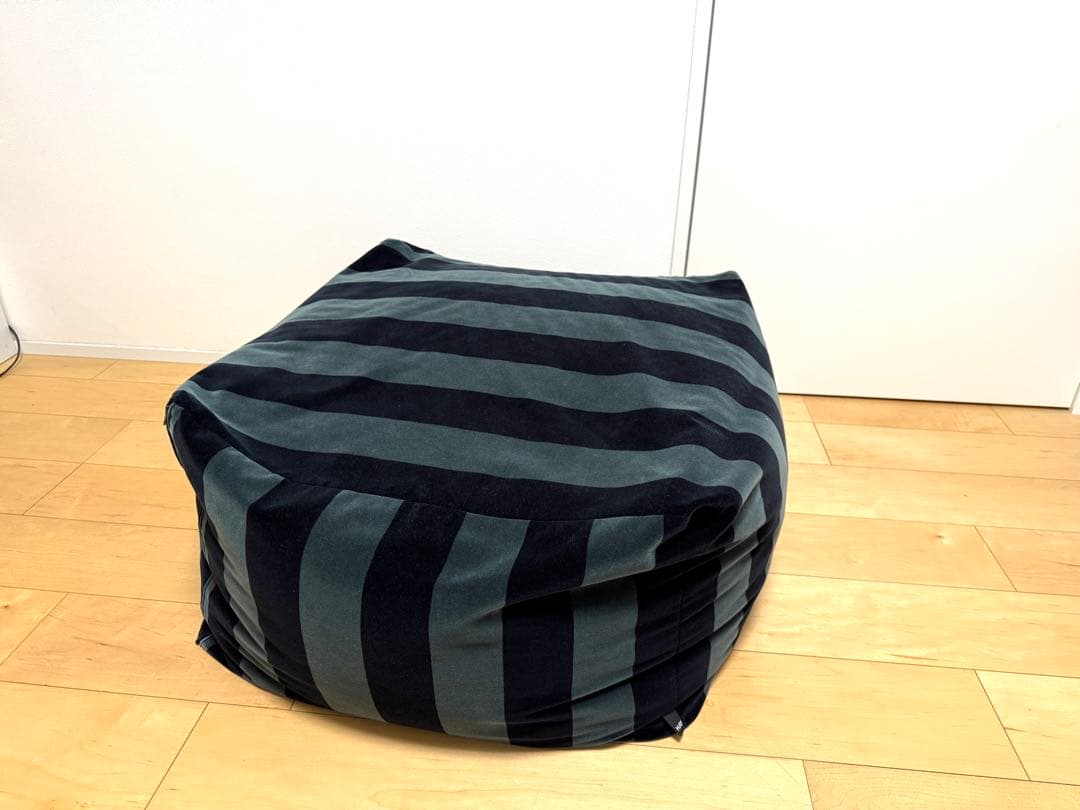 【Cha-hanさま宛】プフ　オットマン　ストライプ