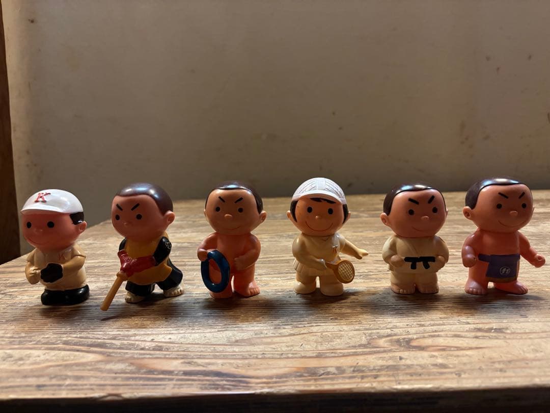 鹿児島銀行　貯金箱6体セット