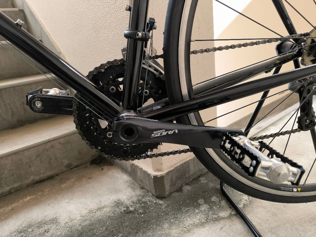 アートサイクルスタジオ　ロードバイク　タイヤ、ブレーキ　ハンドル等新品