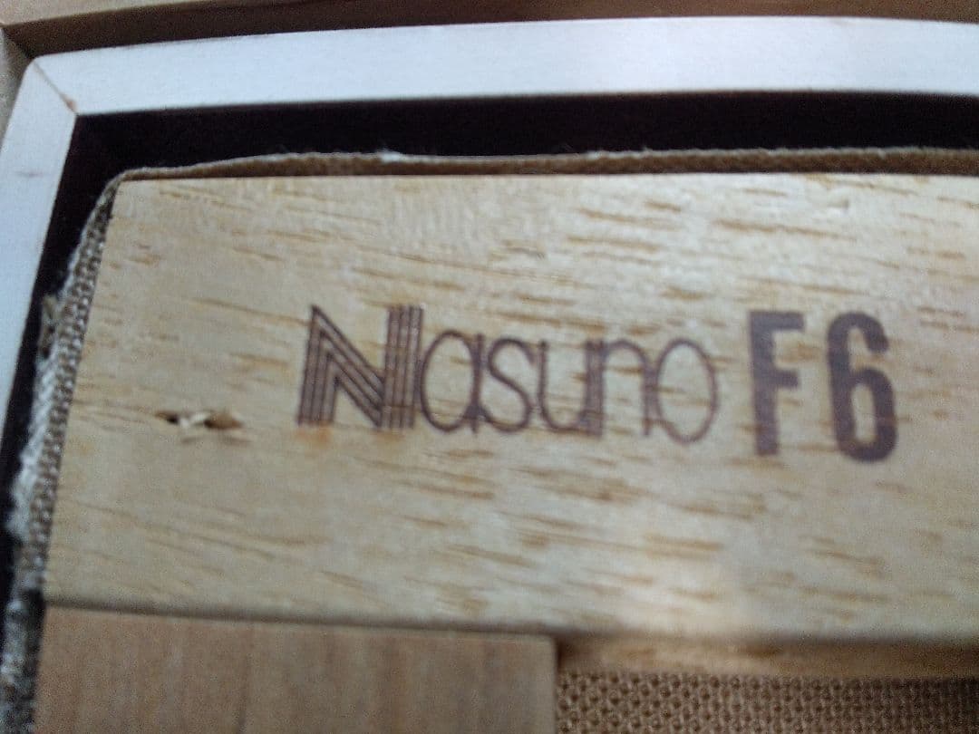 絵画シリーズNO3 油彩画 開運吉祥 富士山 森田浩二画伯「赤富士」6号肉筆美品