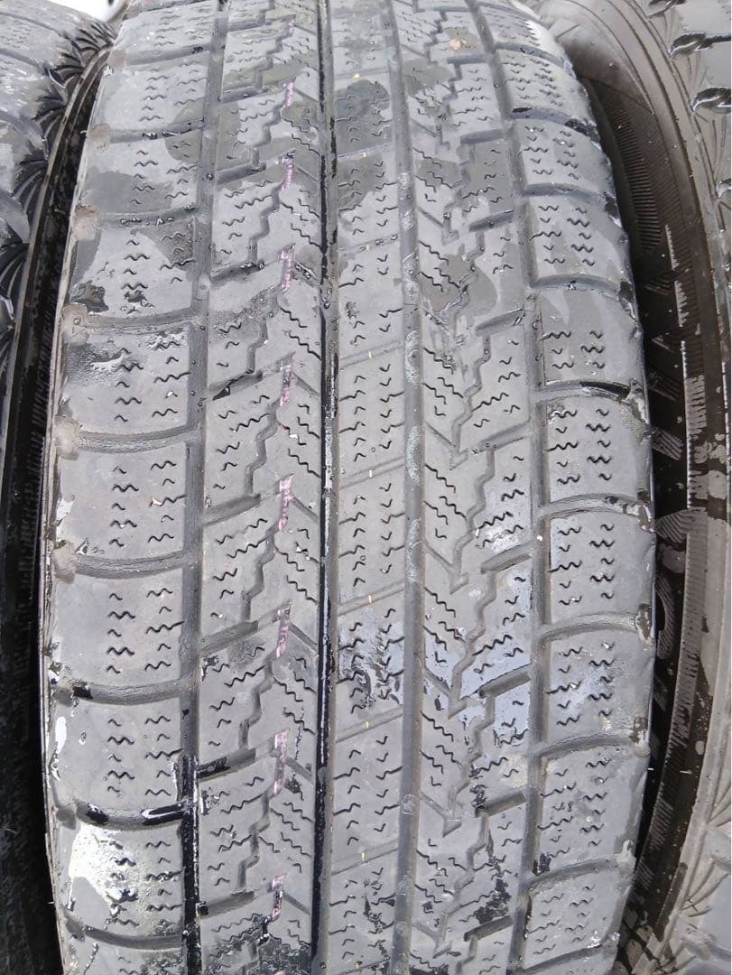 MINI 15インチホイールセット タイヤ（スタッドレス）センターキャップ付き