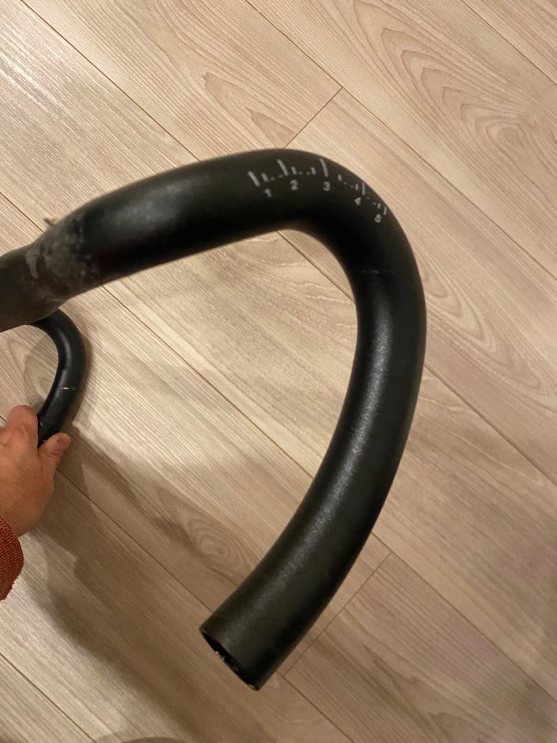 自転車ハンドル ブラック 数値目盛り付き