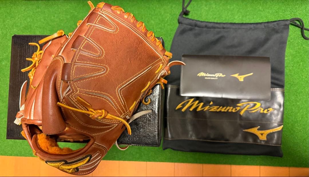 【超美品】ミズノプロ 硬式 投手用 オーダーグローブ 波賀ジャパン