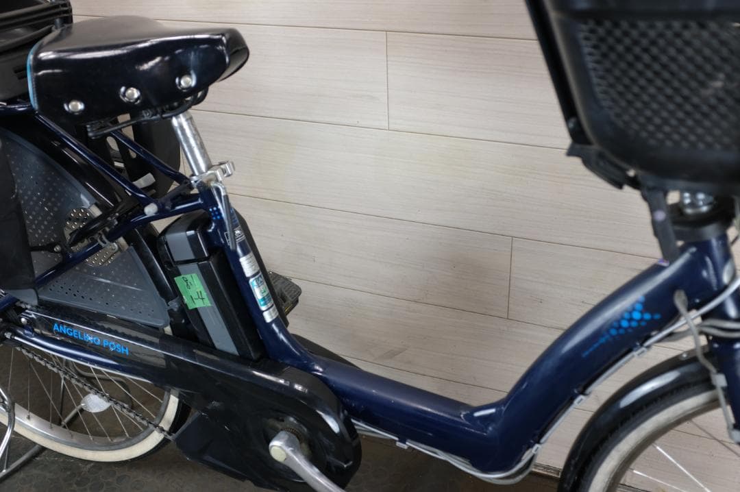 ブリヂストン製　アンジェリーノ　22/26インチ　3段　8.1Ah充電器あり