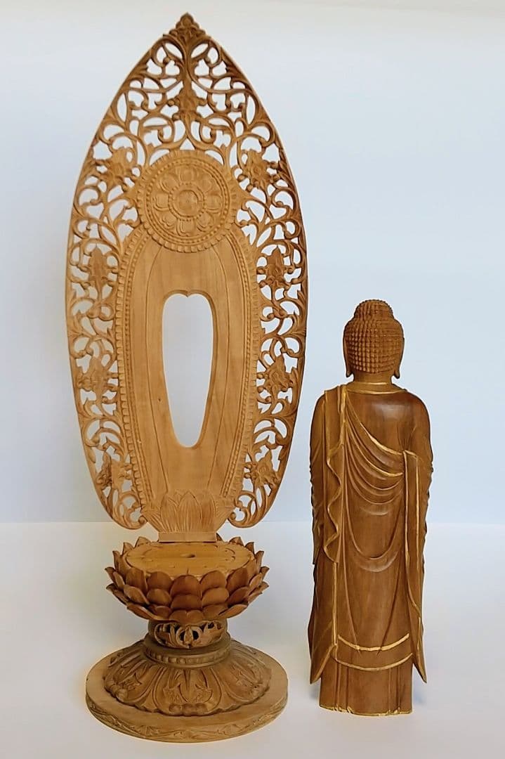 阿弥陀如来立像 5寸 #661 円台座 宝相華唐草 透彫り◆白檀 木彫 仏像