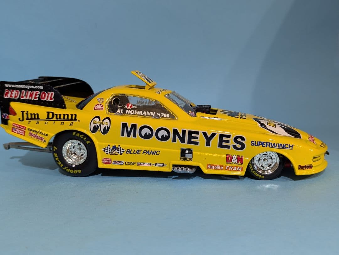 Moon eyes Funny Car 2001年限定版