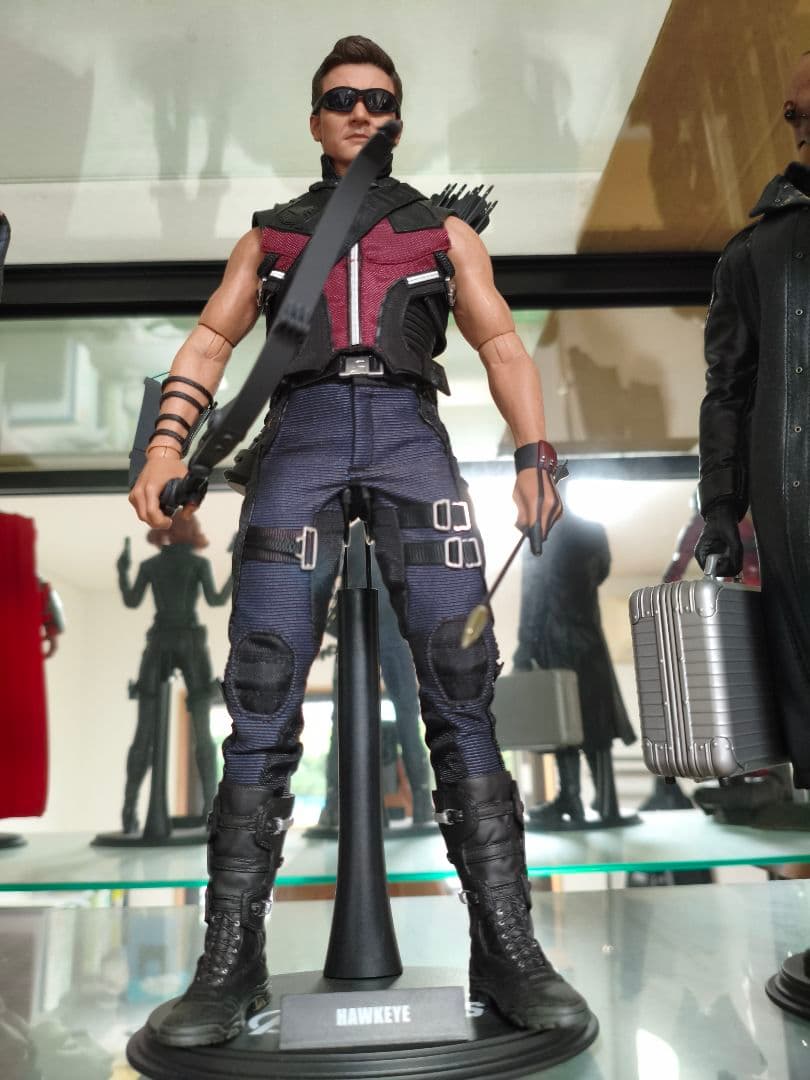 ホットトイズ ホークアイ フィギュア