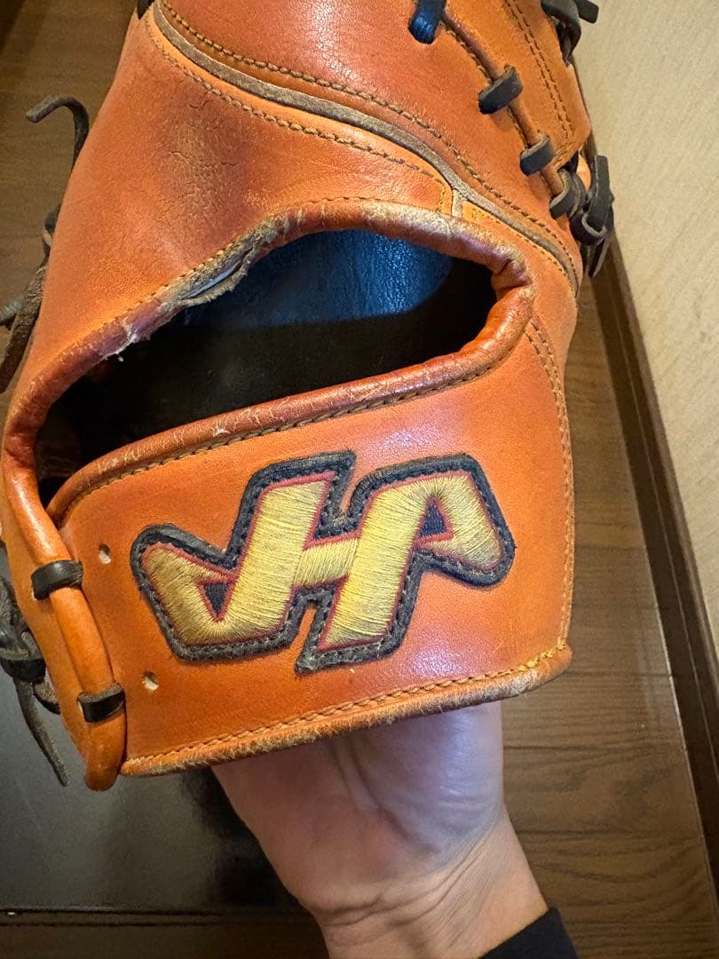 ハタケヤマ　硬式用ファーストミット