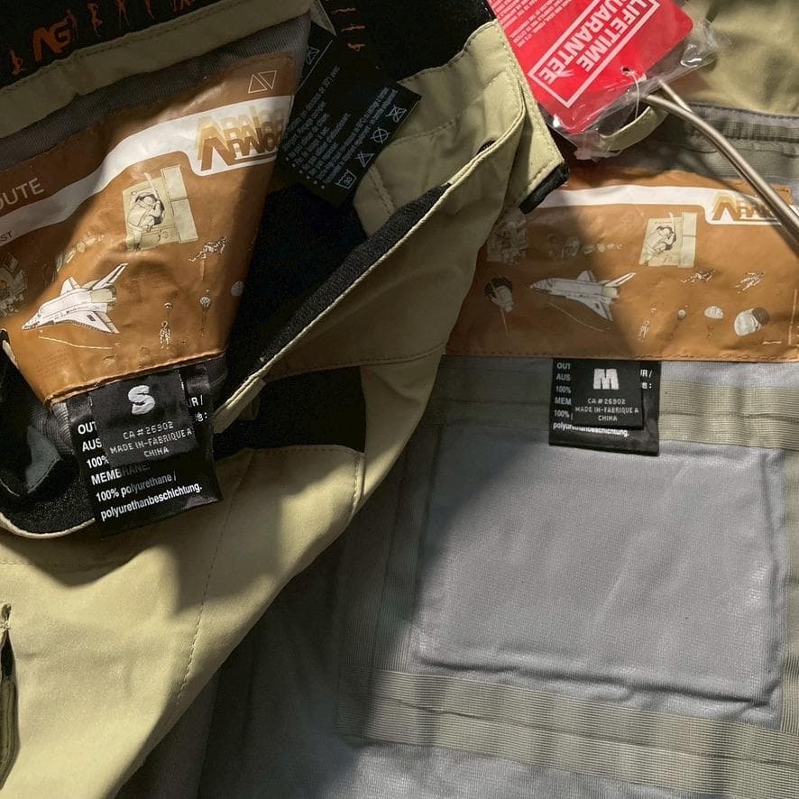 【新品タグ付き】バートン アナログ エントラント Dermizax ボードウェア