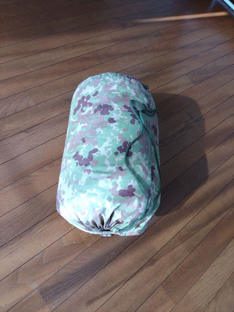 リバーシブル迷彩柄 寝袋 150cm x 230cm