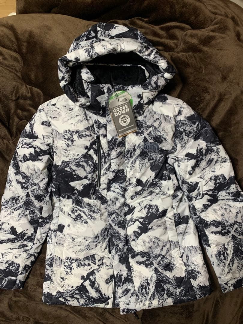 韓国限定　ノベルティチャレンジエアーダウンジャケット