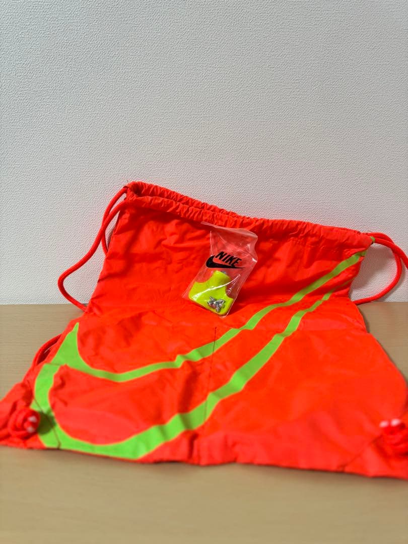 NIKEエアズームビクトリー2 ピン、シューズ袋付き