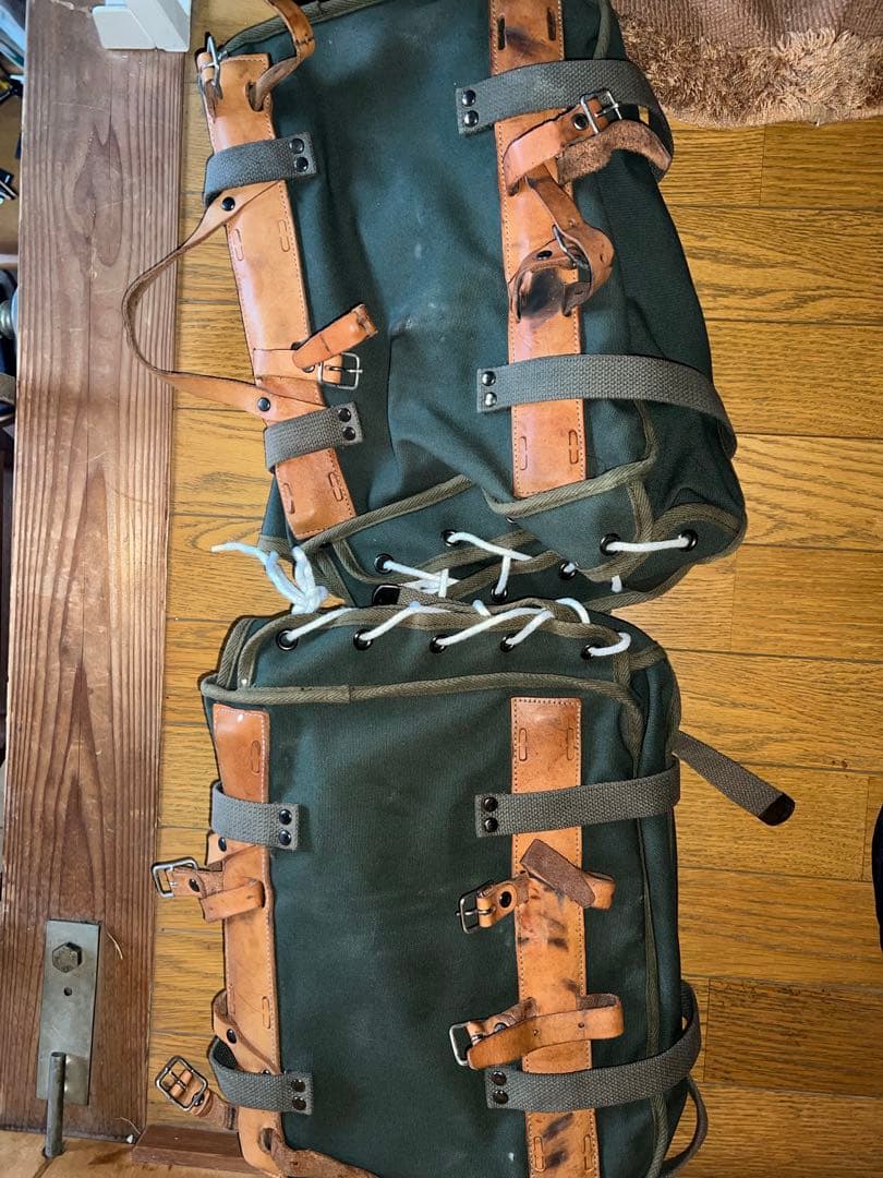 オーストリッチ　サイドバッグ