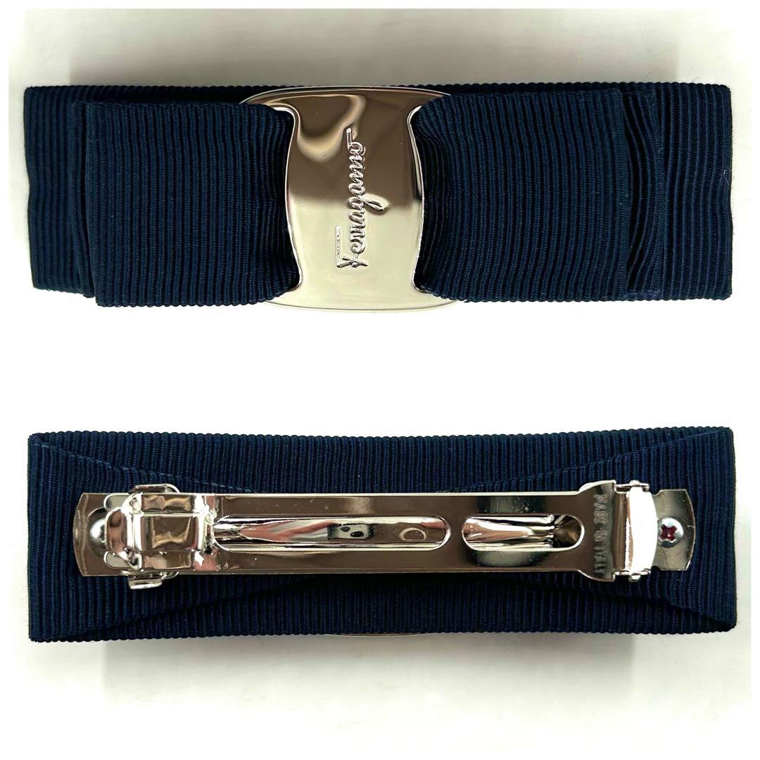 未使用保管品 フェラガモ 530 バレッタ ヴァラリボン ヘアアクセ ネイビー