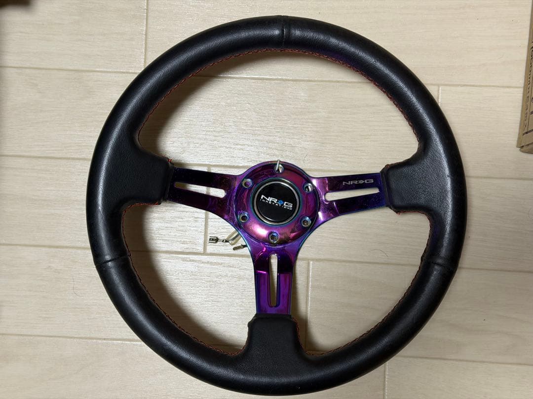 NRG ステアリングホイール パープル