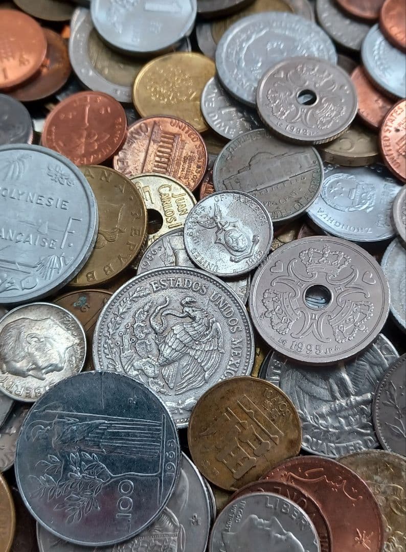 重さ約1.7kg分の海外(外国)硬貨