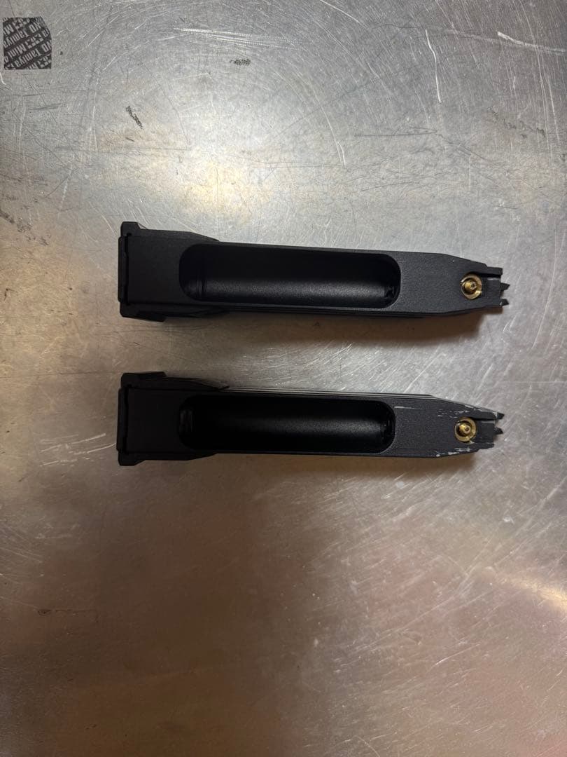 SIG AIR M17 CO2スペアマガジン BK カートリッジおまけ