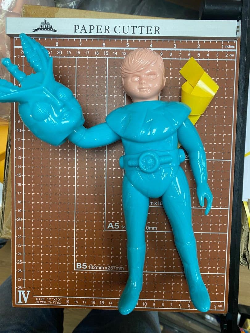 青色 イナズマン　未塗装 面取れ　ソフビ 約25cm