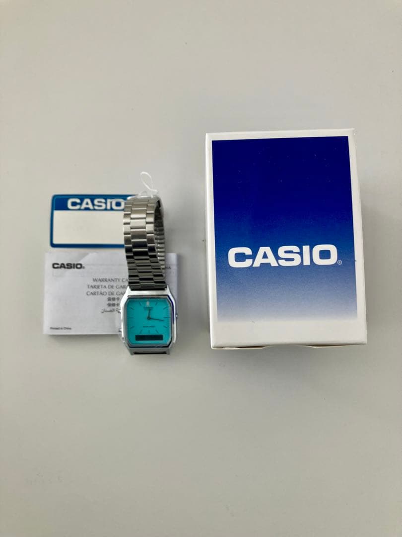 AQ-230A-2A2 CASIO ターコイズブルー　カシオ