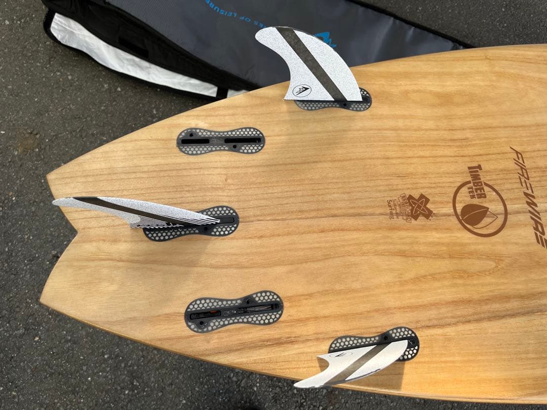 ミッドレングス6.10f 56.9Lファイヤーワイヤー ハードケースフィン5枚付