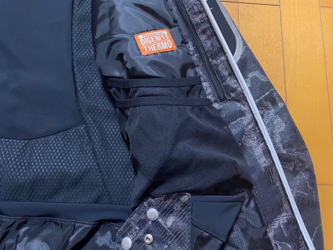 PHENIX フェニックス スキーウエア ジャケット Oサイズ 美品