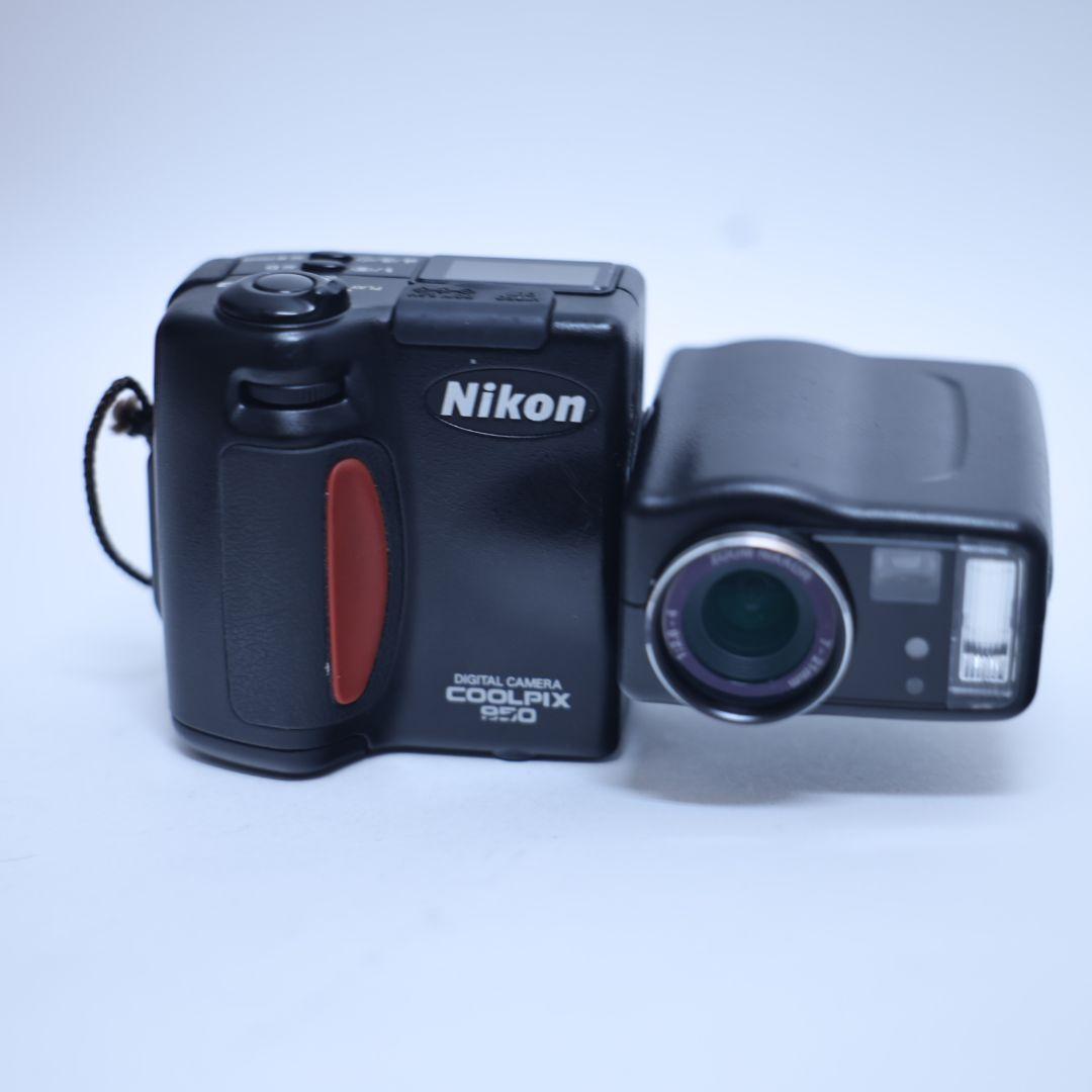 スマホ転送可 Nikon COOLPIX950 CFカード他付き　デジカメ
