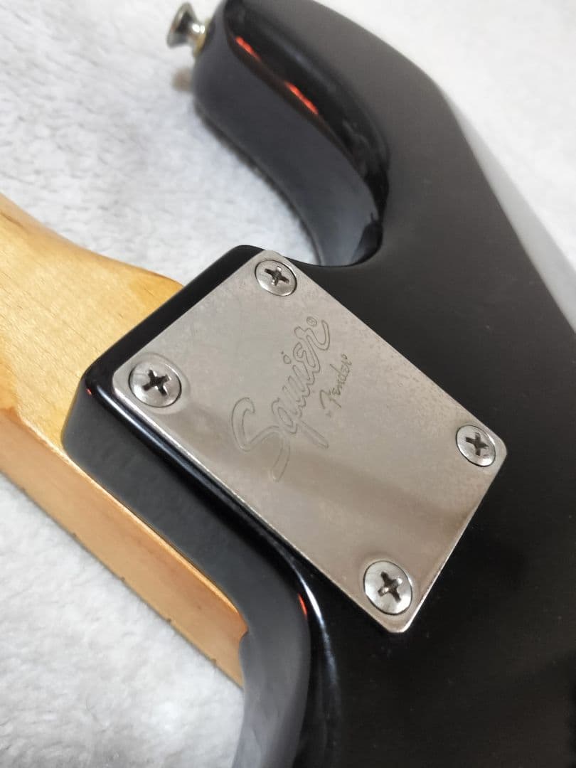 Squier スクワイヤー ストラトキャスター 黒 スクワイア べっ甲柄PG