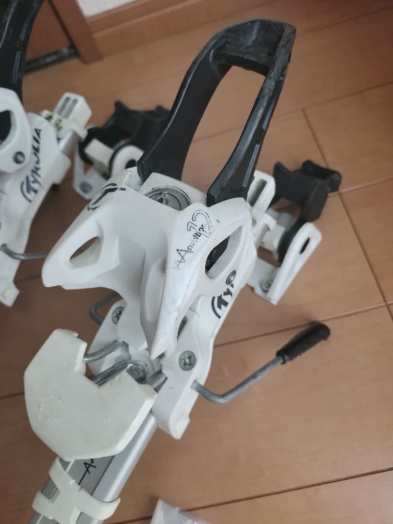 TYROLIA　AMBITION ビンディング　チロリア