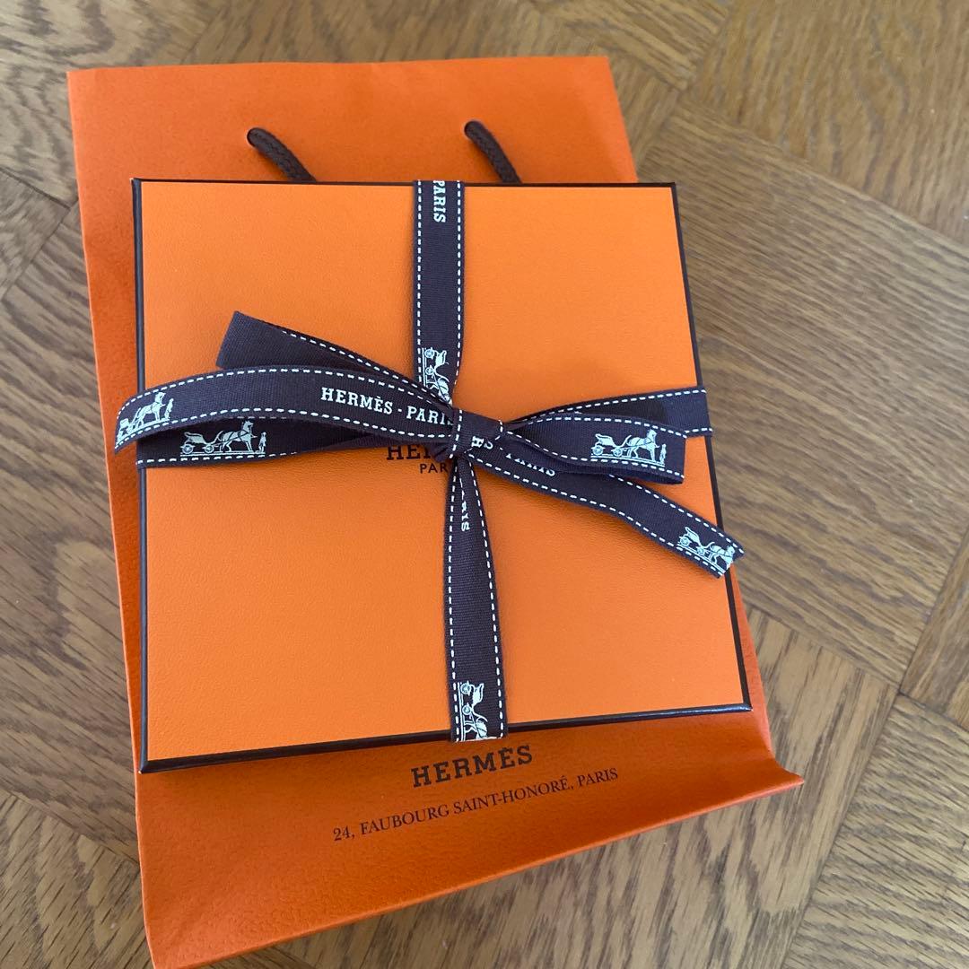 エルメス　ハンカチ　白