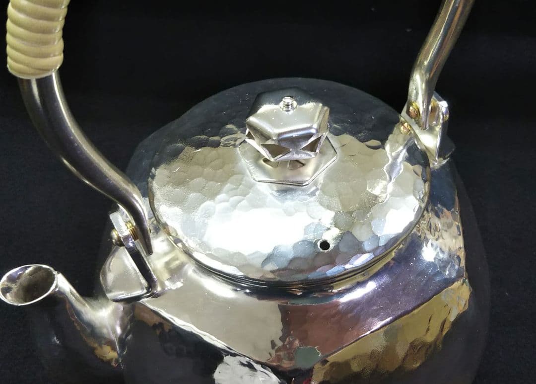 茶道具 銀瓶 湯沸 六角肩衝 銀メッキ 5合 秀峰堂 新品
