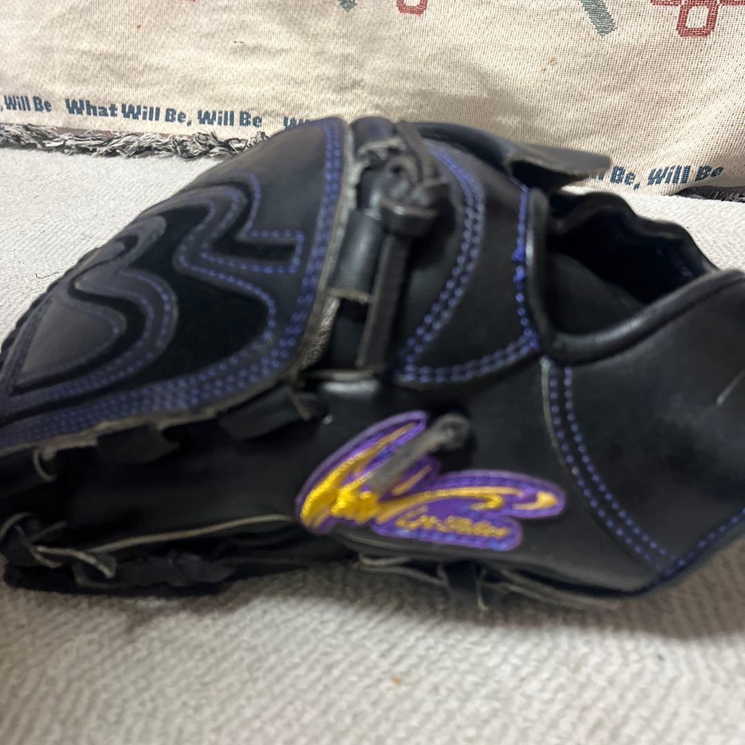 硬式野球グローブ 黒 投手 グラブ