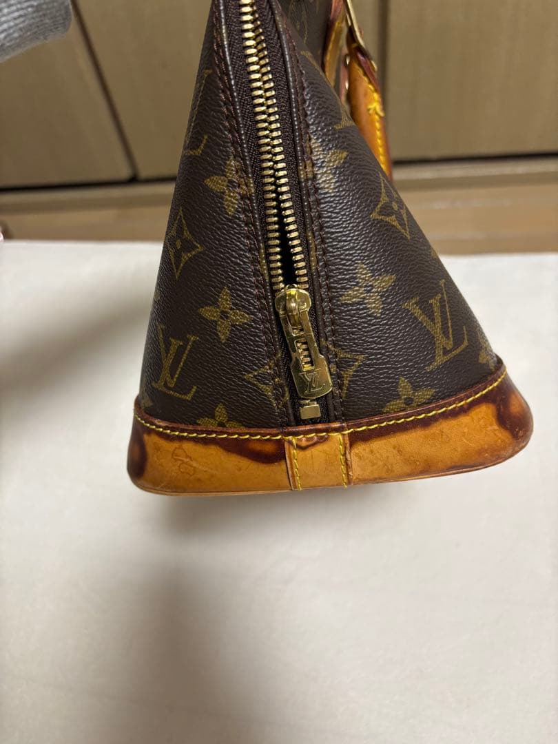 Louis Vuitton モノグラム アルマ