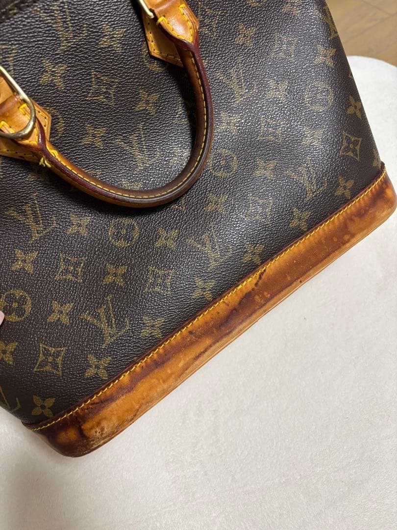 Louis Vuitton モノグラム アルマ