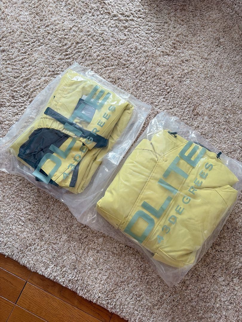 スノーボードウェア イエロー 上下セット