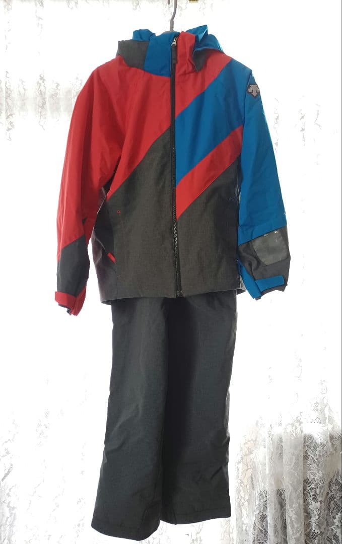 DESCENTE　子ども用スキーウェアセット160