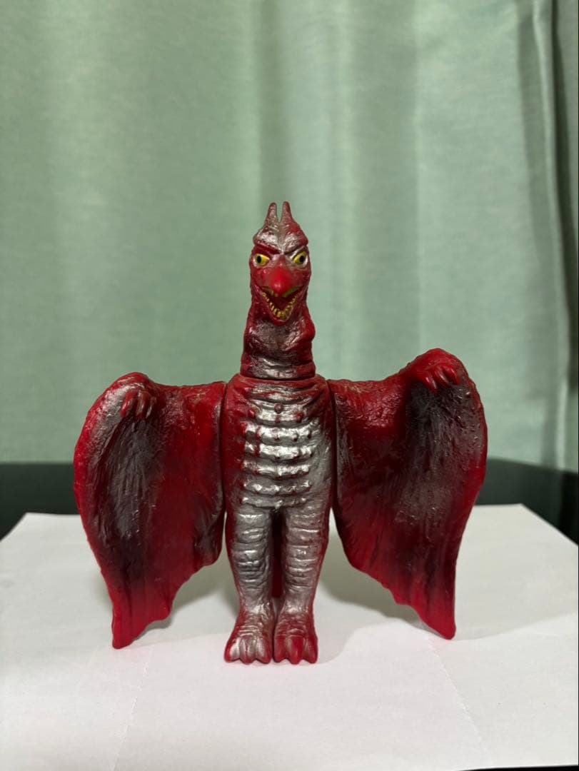 東宝三大怪獣　架空の怪獣「ラドン」フィギュア
