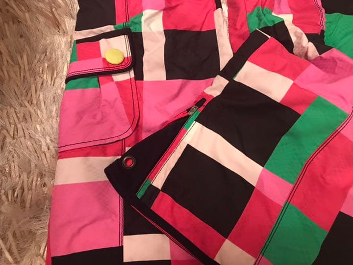 送料込み☆スノーボードウェア上下セット[レディースM]