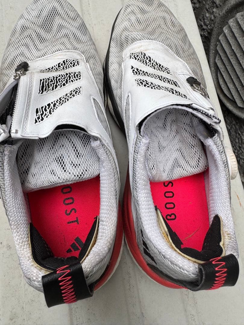 adidas BOOST ゴルフシューズ