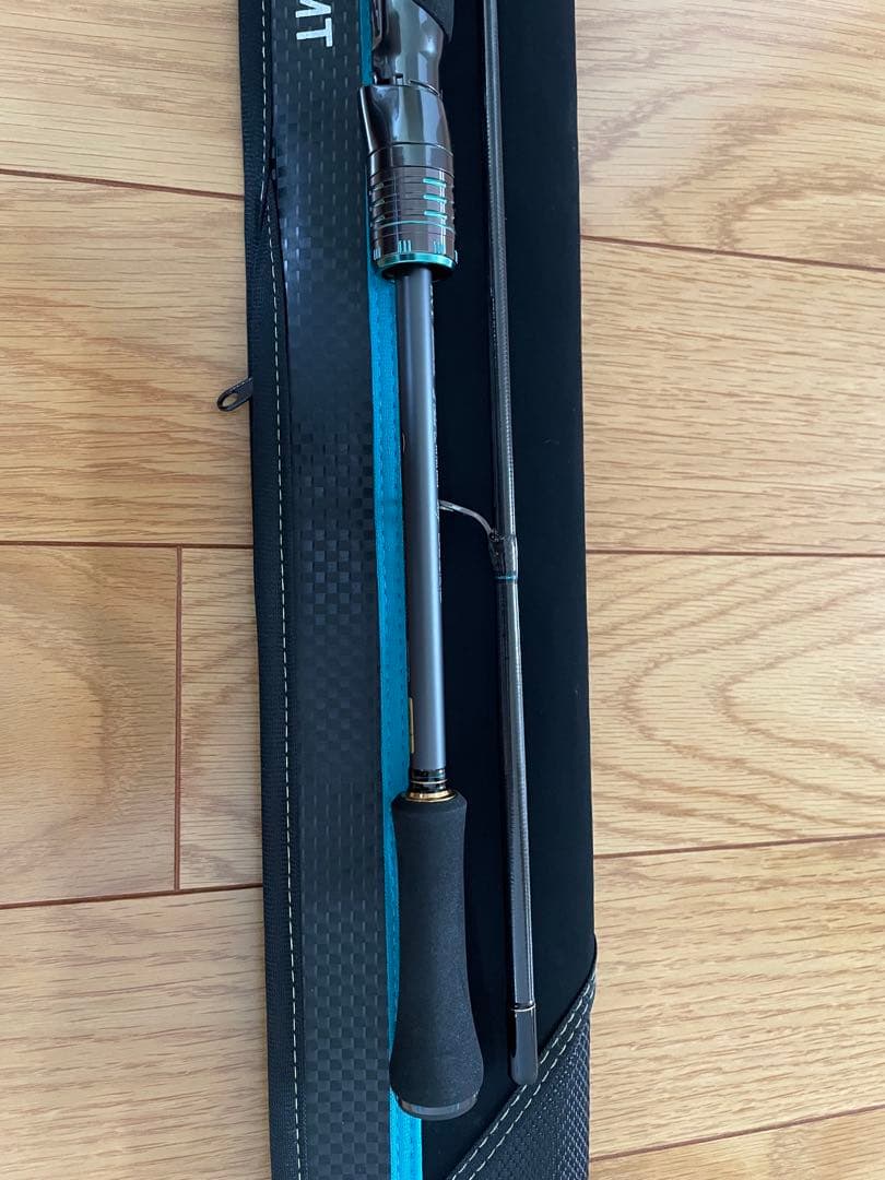 25エメラルダス ストイストST 85LML-SMT ダイワ エギング RT